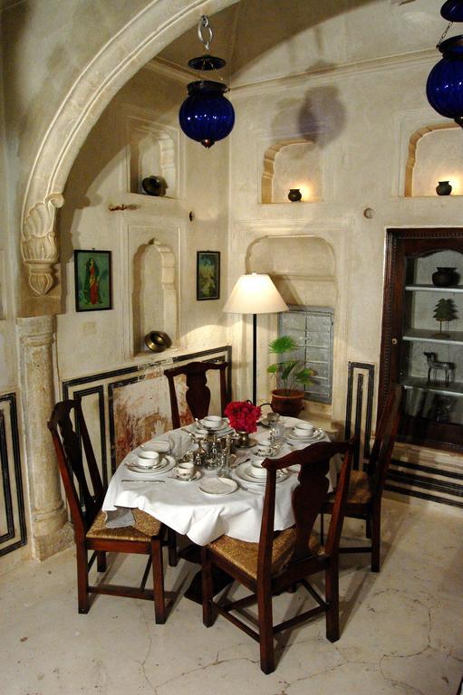 Hotel Chobdar Haveli มันดาวา ภายนอก รูปภาพ
