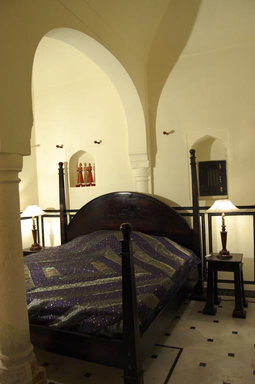 Hotel Chobdar Haveli มันดาวา ภายนอก รูปภาพ