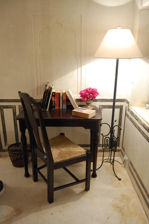 Hotel Chobdar Haveli มันดาวา ภายนอก รูปภาพ